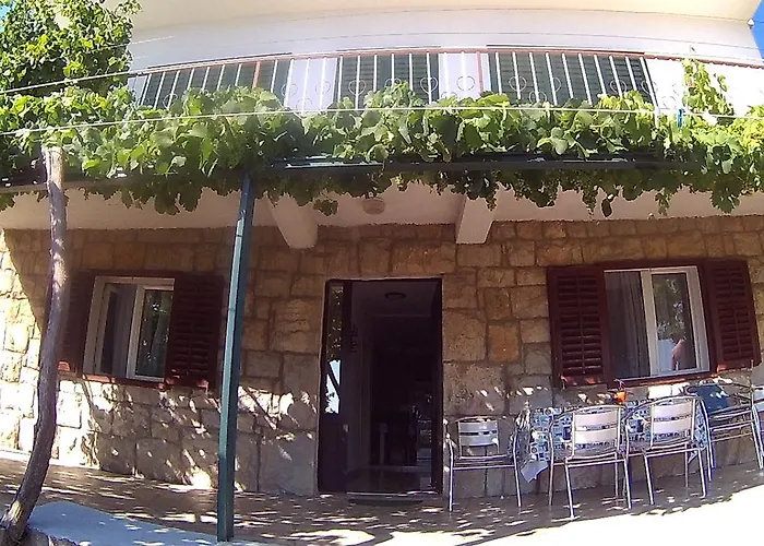 Apartments Ivana i Darko